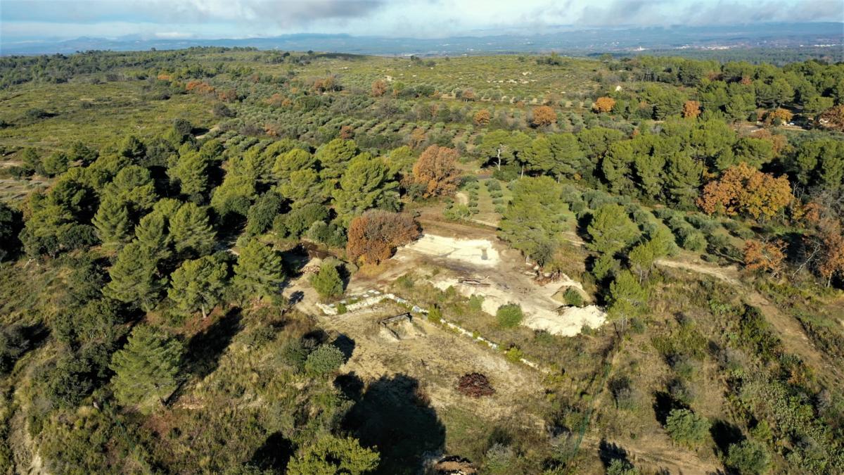 DJI_0457.MP4.00_01_09_24.Still002